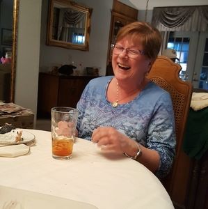 Meet your Posher, Karla